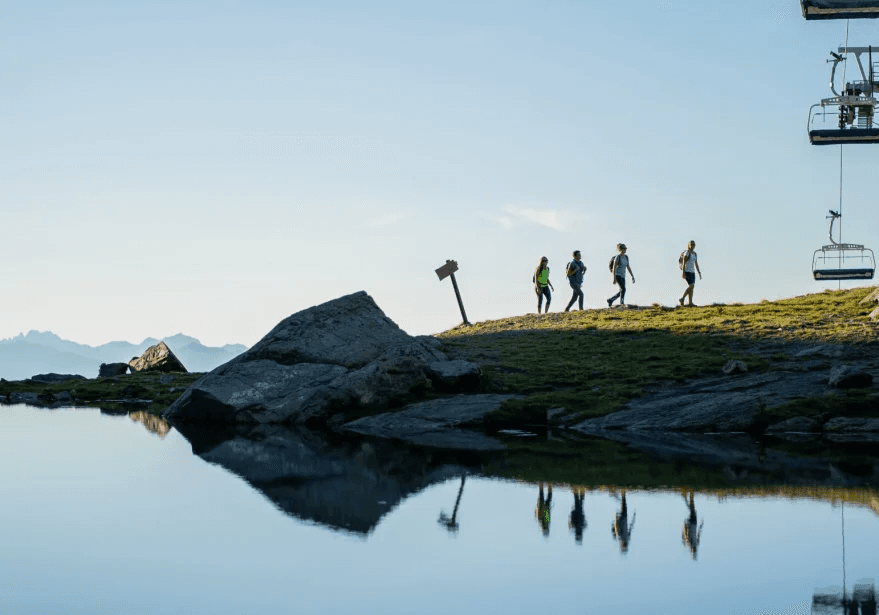 Val Thorens trail runners